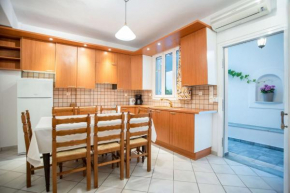 Three Bedroom Apartment 7-9 Adults First Floor